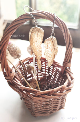 Handmade UV Resin Earrings with Natural Elements. Dried Leaves